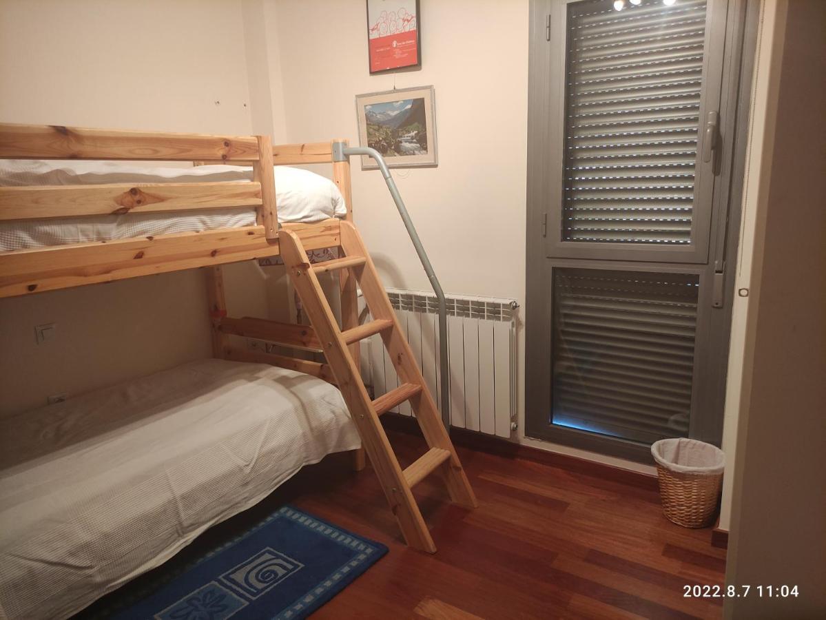 Apartamento Montana Madi Sabiñánigo Exterior foto